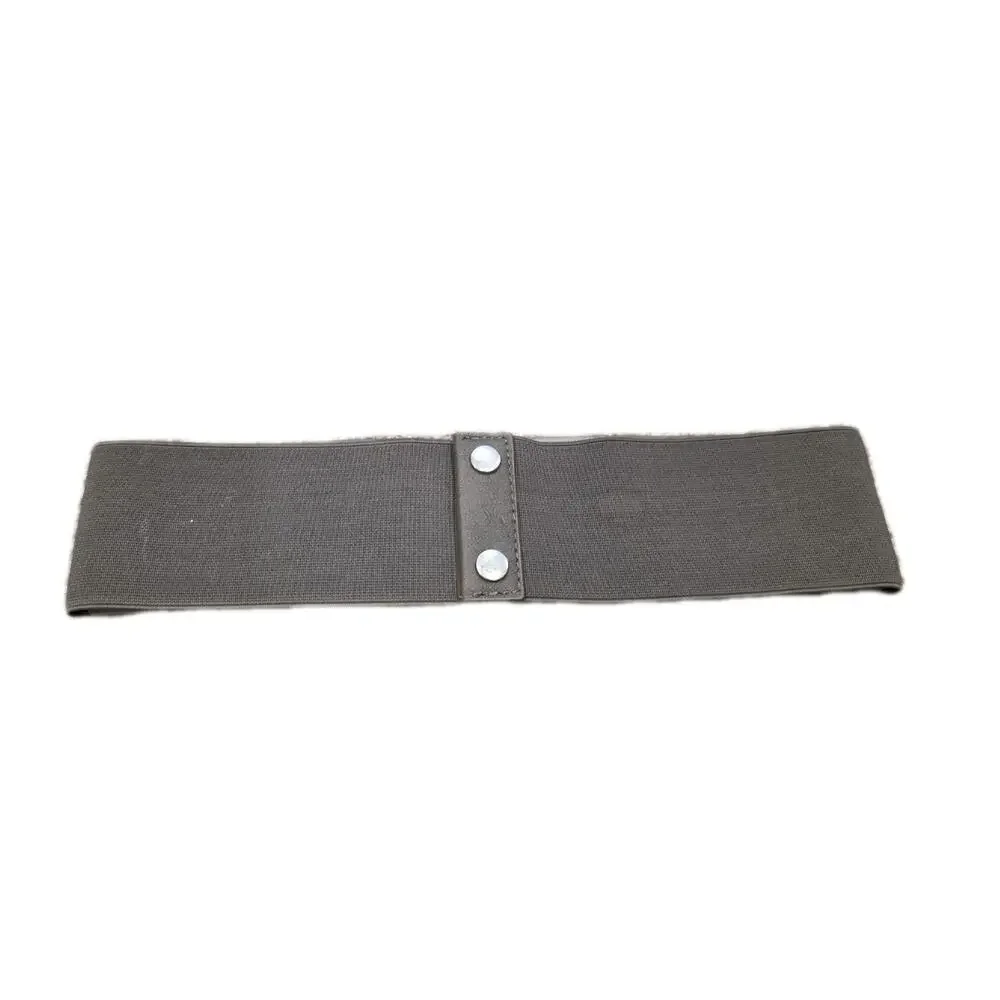 Vintage Y2K BCBG MaxAzria Overaized Grey‎ Studded Snap Belt Sz Xs